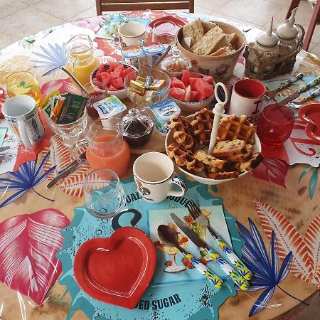 Bed and Breakfast Fenetre Sur Les Alpilles Saint-Martin-de-Crau Exteriér fotografie