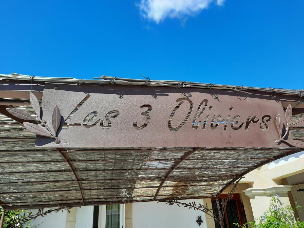 Bed and Breakfast Fenetre Sur Les Alpilles Saint-Martin-de-Crau Exteriér fotografie