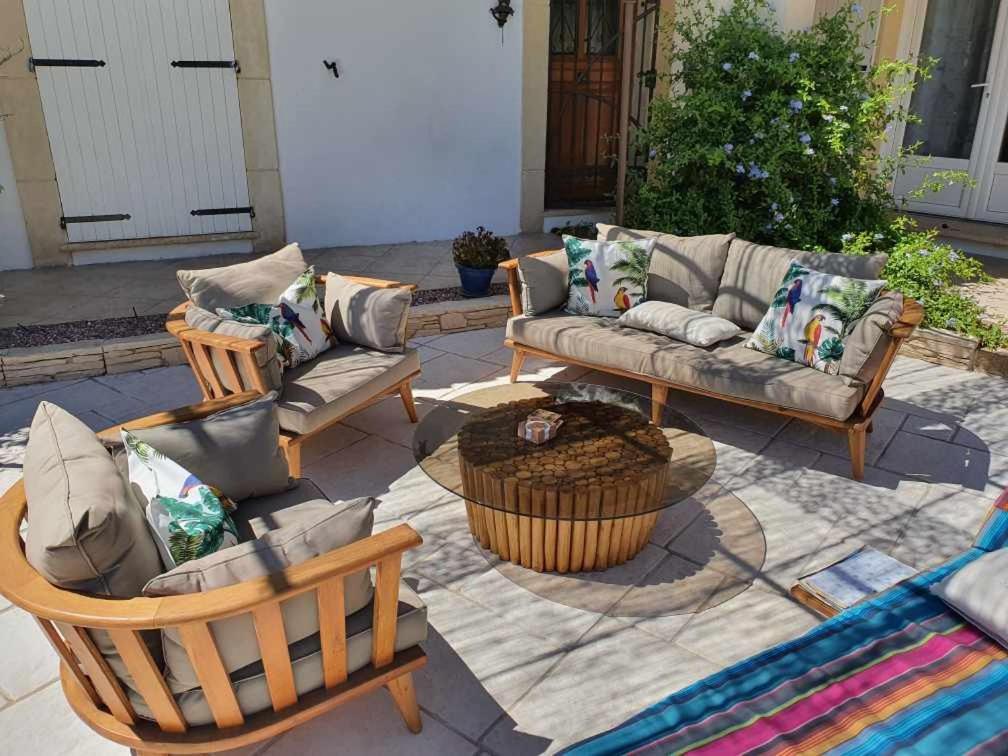 Bed and Breakfast Fenetre Sur Les Alpilles Saint-Martin-de-Crau Exteriér fotografie
