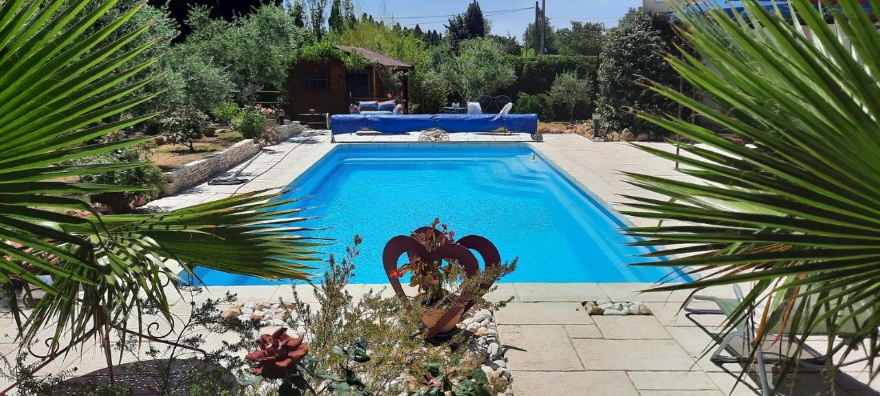 Bed and Breakfast Fenetre Sur Les Alpilles Saint-Martin-de-Crau Exteriér fotografie