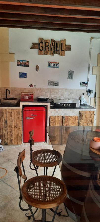 Bed and Breakfast Fenetre Sur Les Alpilles Saint-Martin-de-Crau Exteriér fotografie